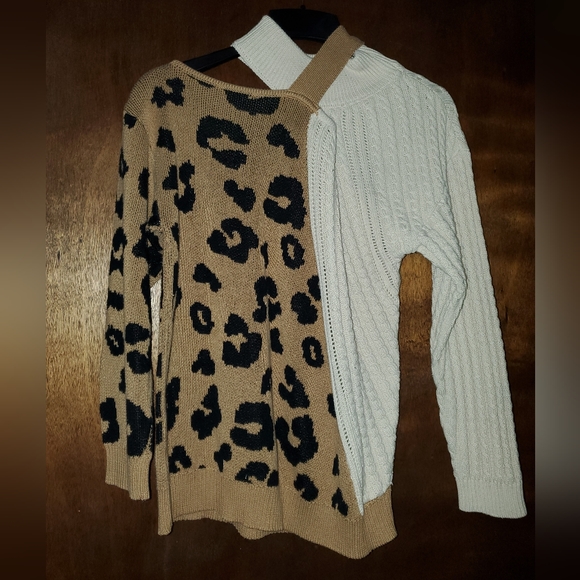 Leopard Print Off-The-Shoulder Sweater - Picture 1 of 1